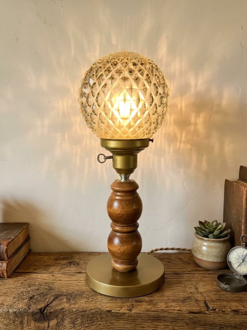 Vintage Mid-Century Modern Table Lamp with Diamond Quilted Glass Globe
